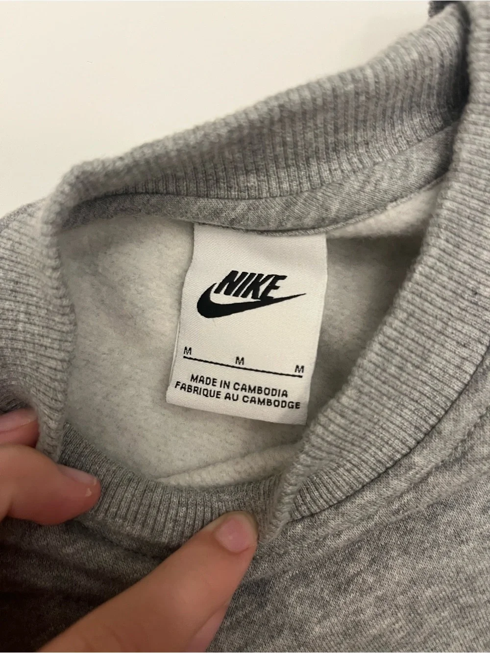 Nike Grey Heather Crewneck Sweatshirt with White Swoosh Size Medium